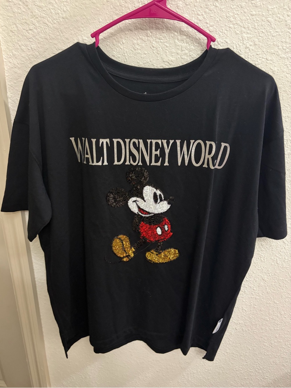 NWT Disney World Park Exclusive  Sequin Mickey Mouse Tee